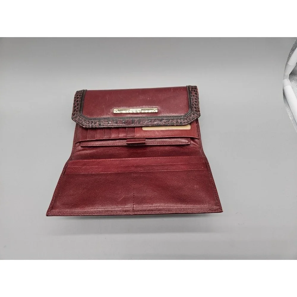 Brahmin Mens Leather Trifold Wallet Burgundy Croc Embossed GNH019189